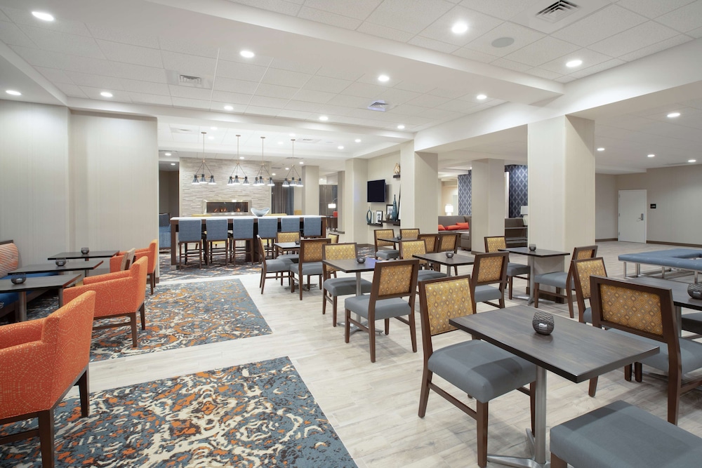 hampton inn and suites logan