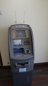 holly crest hotel los angeles lax airport