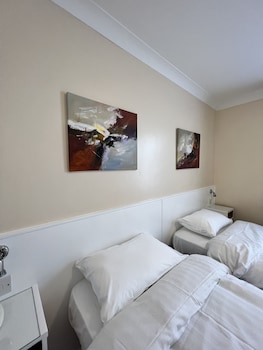 melbourne house