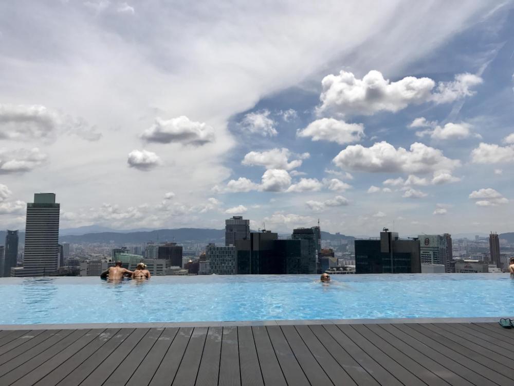 deface platinum suites