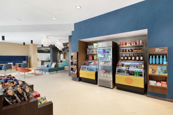 tru by hilton albany crossgates mall