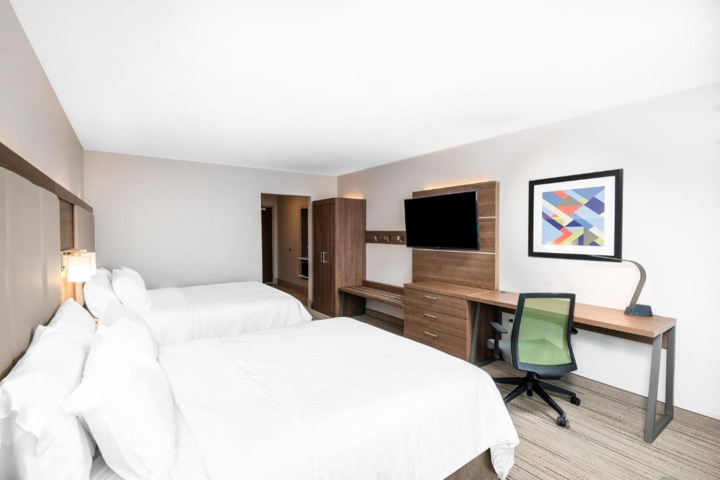 holiday inn express and suites phoenix airport no