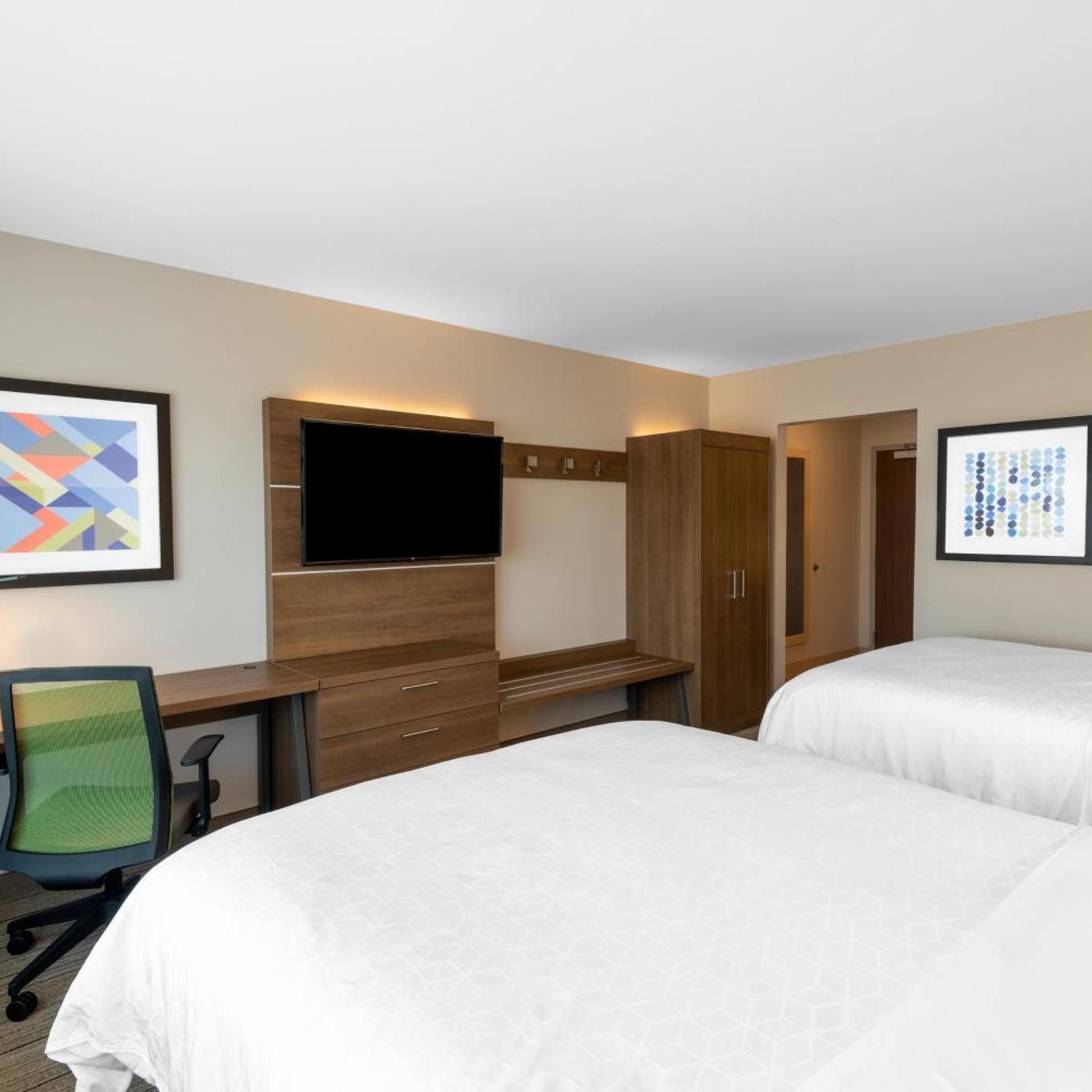 holiday inn express and suites phoenix airport no