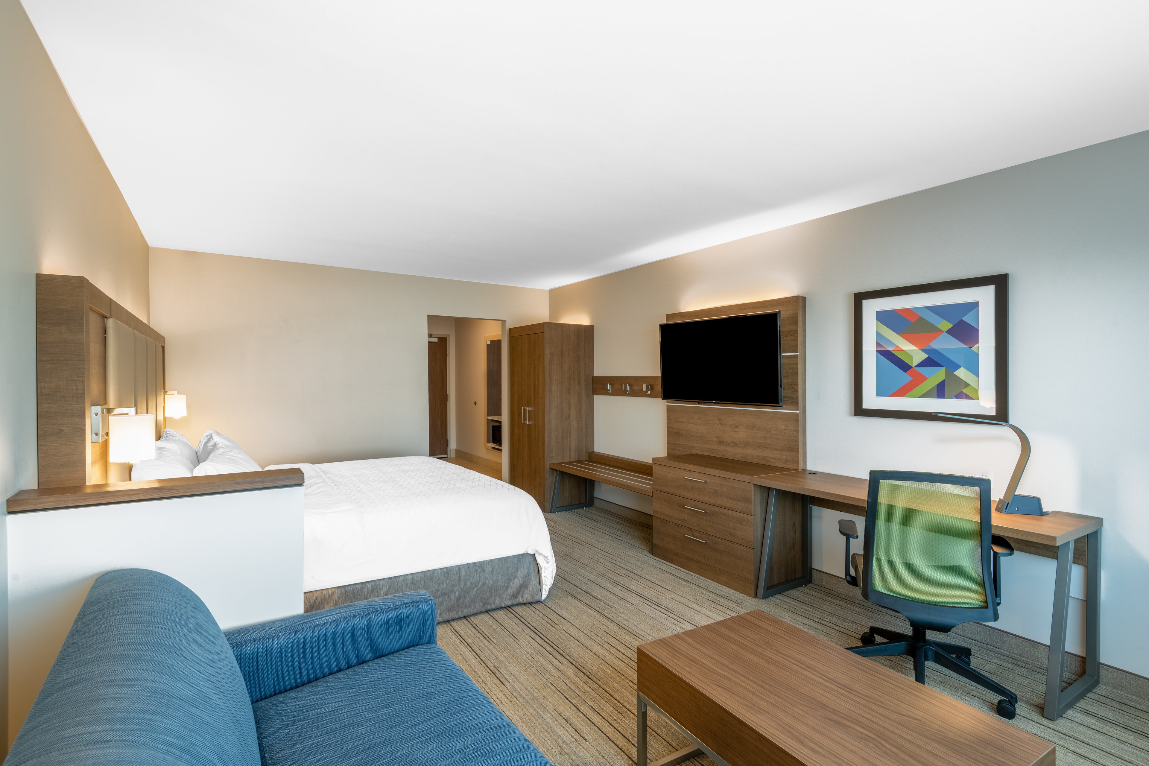 holiday inn express and suites phoenix airport no