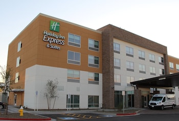 holiday inn express and suites phoenix airport no
