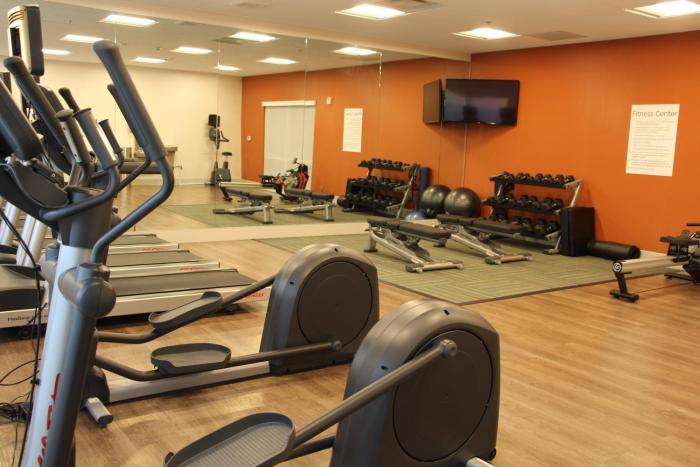 holiday inn express and suites phoenix airport no