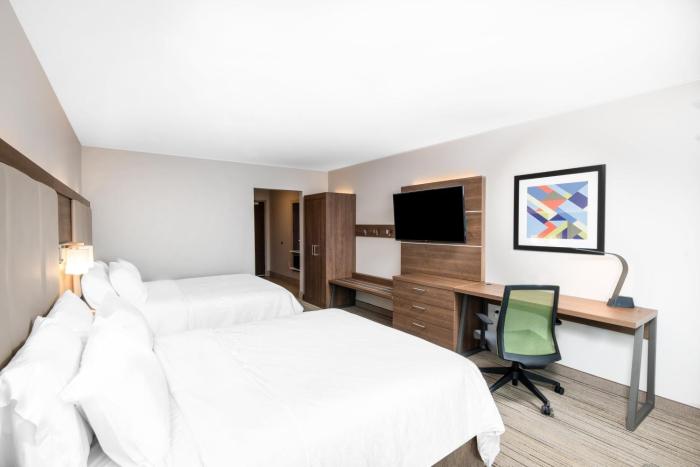 holiday inn express and suites phoenix airport no