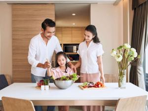 novotel hanoi thai ha