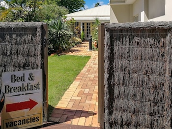 Airport B&B,Belmont>>Ascot,3 star