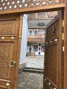 sukhrob barzu hotel