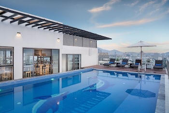 sunny ocean hotel and spa