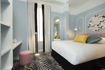 hotel pastel paris