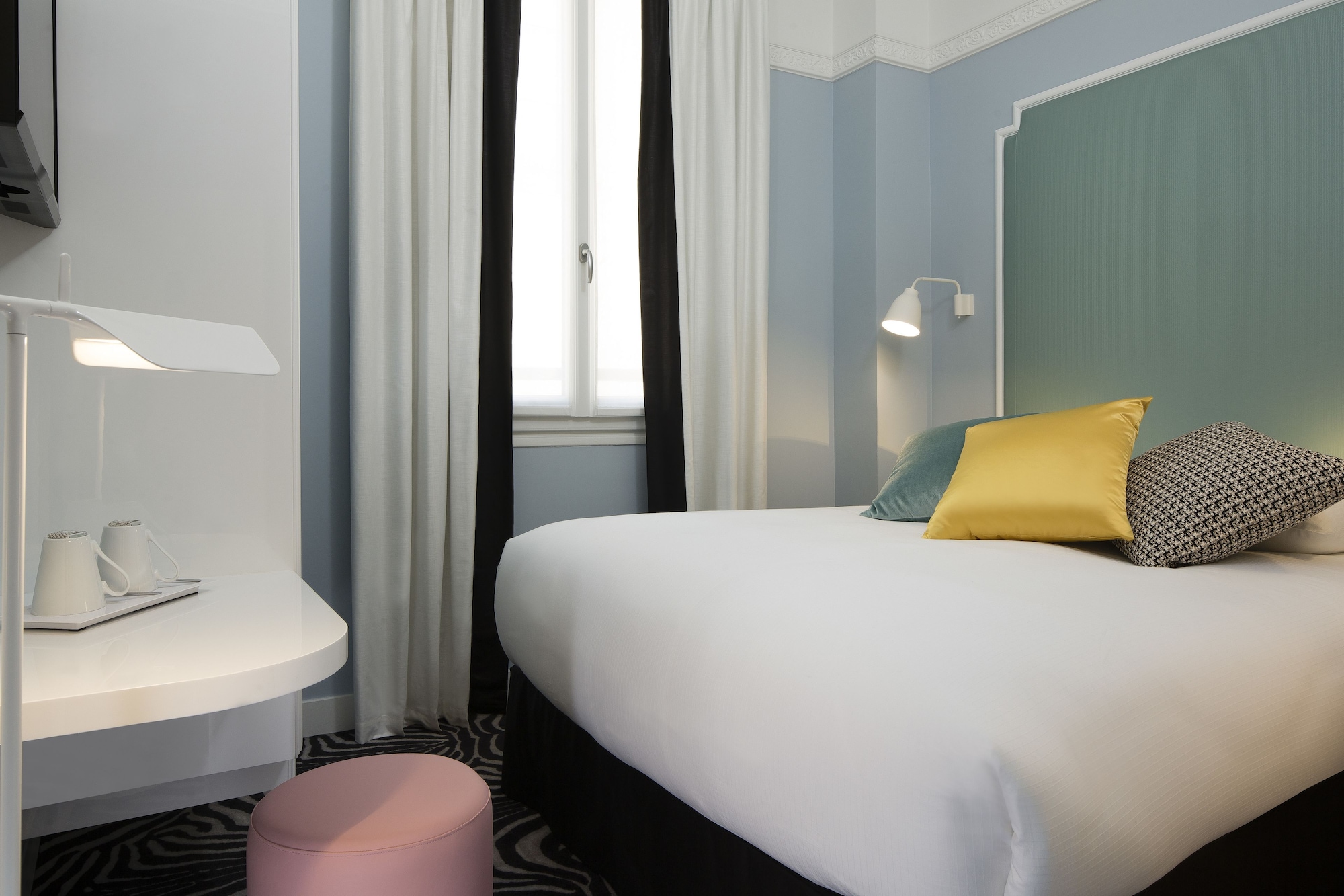 hotel pastel paris