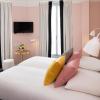 hotel pastel paris