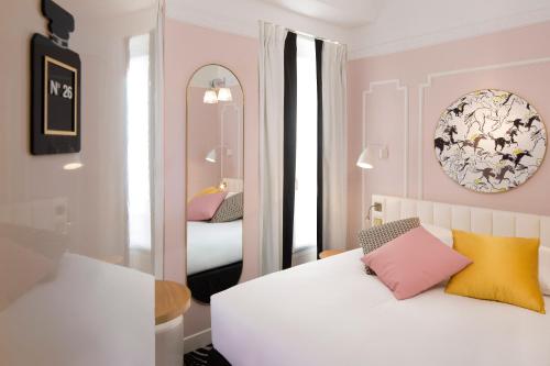 hotel pastel paris