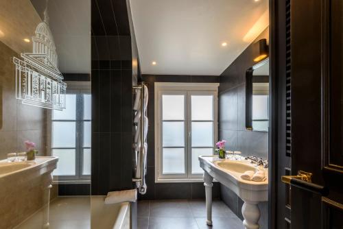 Hotel Les Dames Du Pantheon,Left Bank>>Latin Quarter,4 star