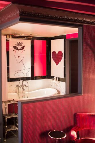 Hotel Les Dames Du Pantheon,Left Bank>>Latin Quarter,4 star