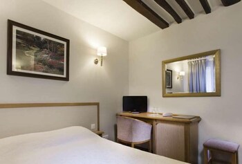 hotel royal opera