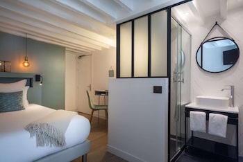 hotel royal opera