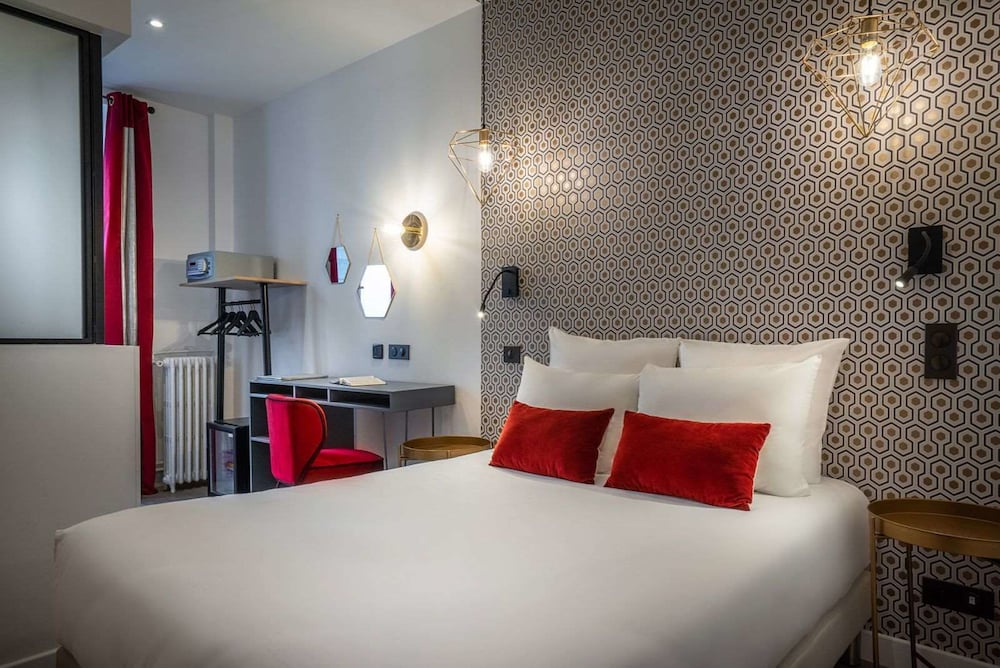 hotel royal opera