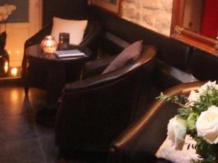 hotel lumieres montmartre paris