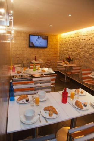 hotel lumieres montmartre paris