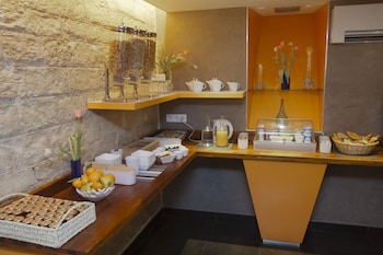 hotel lumieres montmartre paris