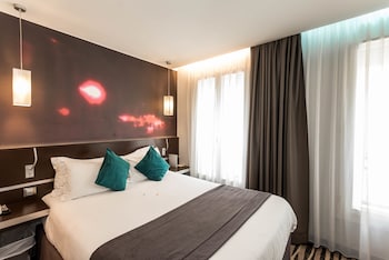 hotel lumieres montmartre paris