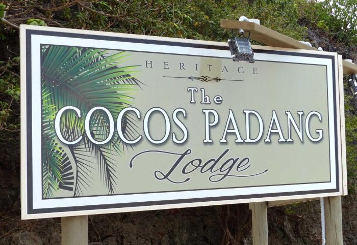 the cocos padang lodge