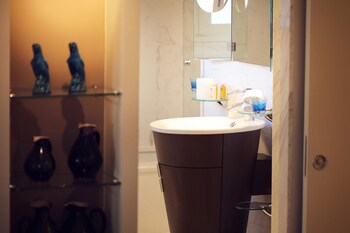 hotel cambon
