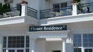 apartments flower residence