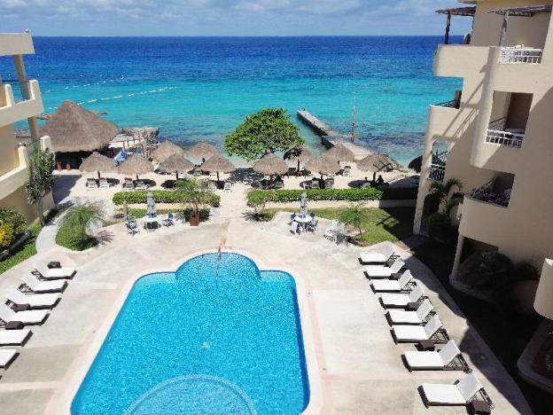 hotel playa azul cozumel