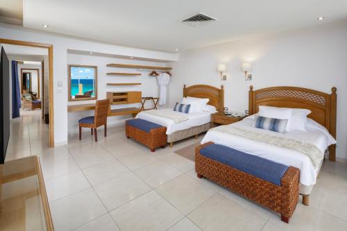 hotel playa azul cozumel