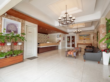 Alron Hotel Kuta Powered By Archipelago,Kuta>>Bali,4 star