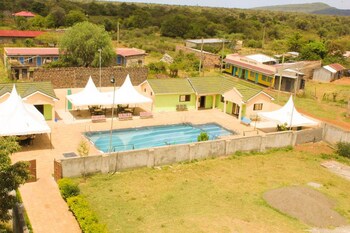 Kibelion Hotel,Near Mogotio Equator Crossing,3 star