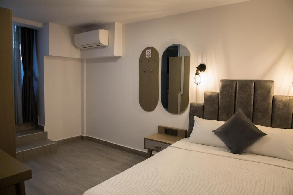 amalia rooms sea view
