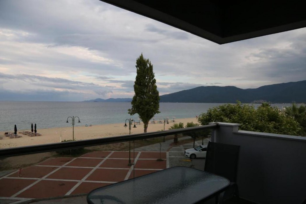amalia rooms sea view