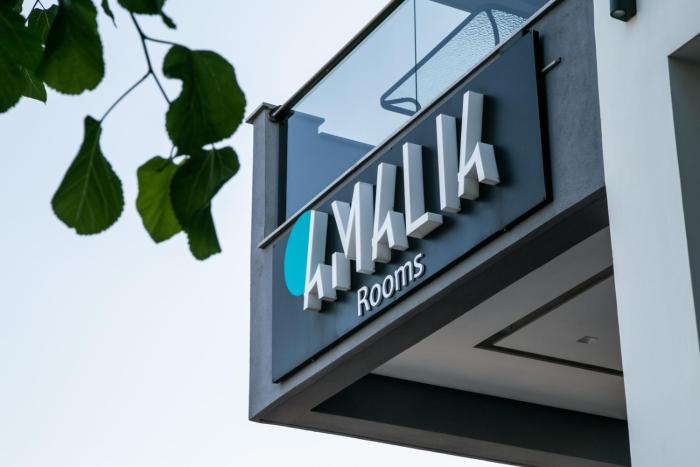 amalia rooms sea view