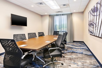 Fairfield Inn & Suites By Marriott Goshen,Goshen>>Elkhart,2.5 star