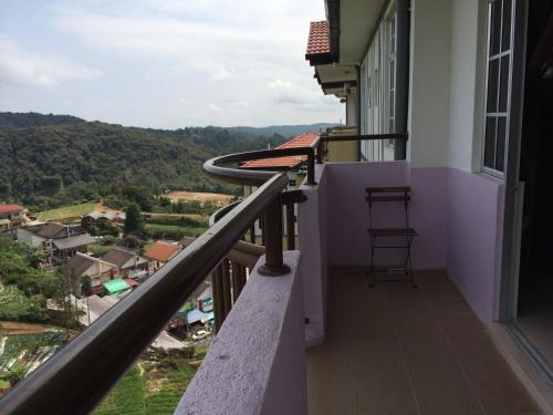 cameron pasar malam apartment at crown imperial court