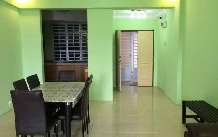 cameron pasar malam apartment at crown imperial court