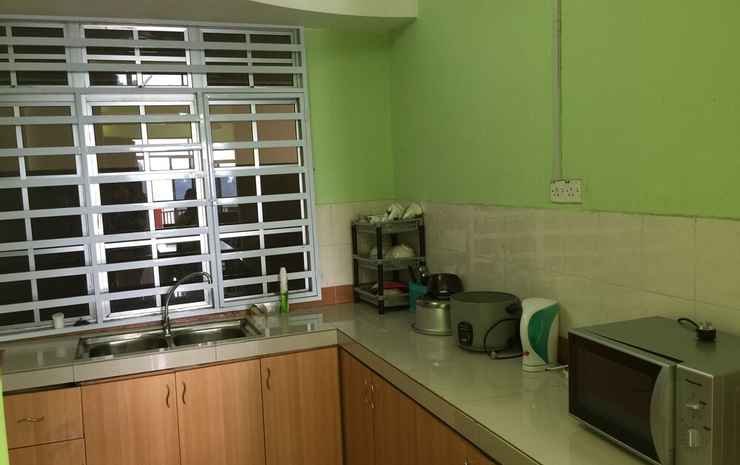 cameron pasar malam apartment at crown imperial court
