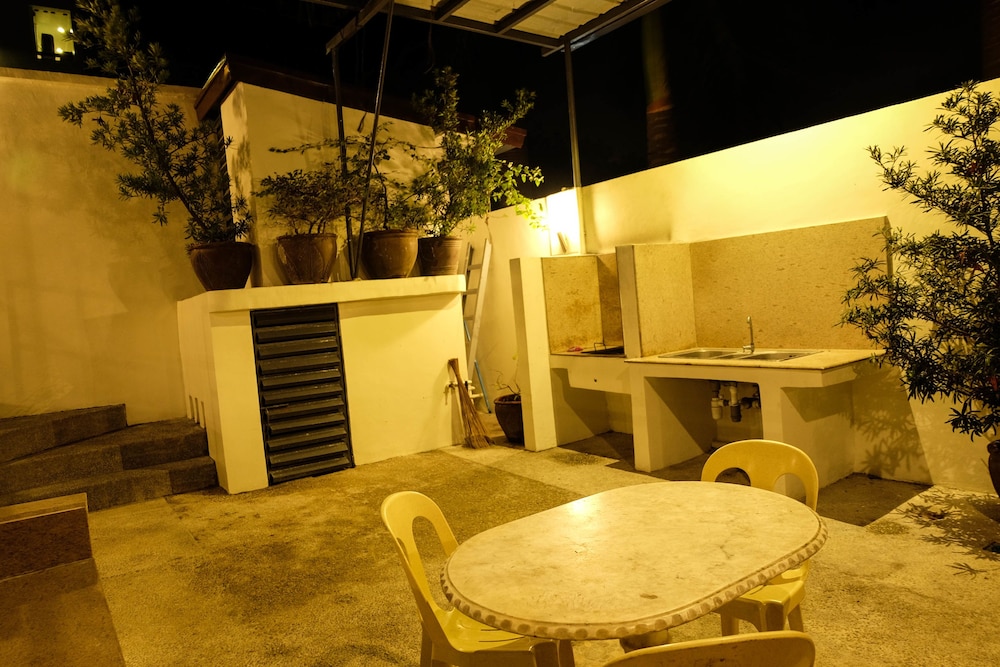 summer palace hotspring resort