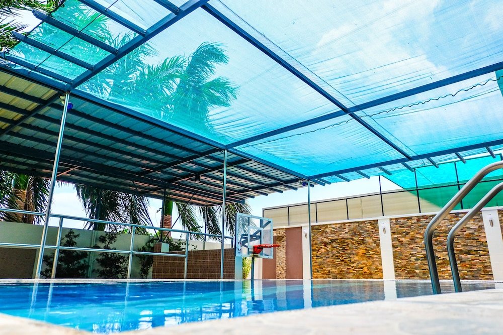 summer palace hotspring resort