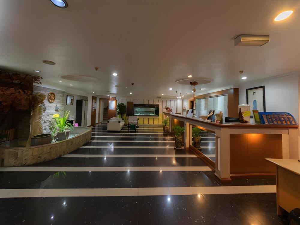 hotel chinatown 2