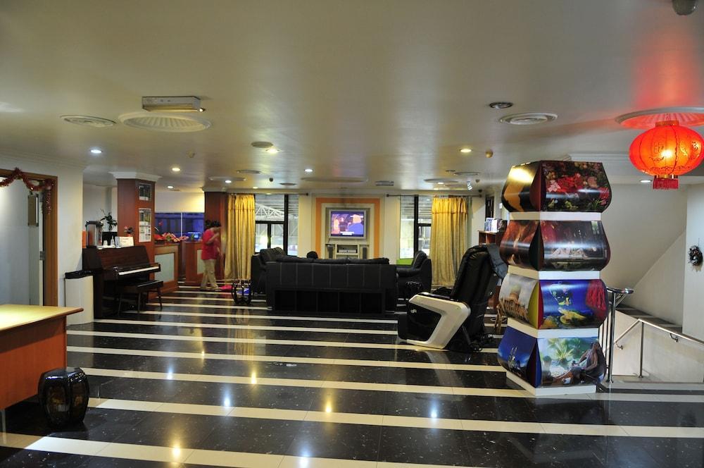 hotel chinatown 2