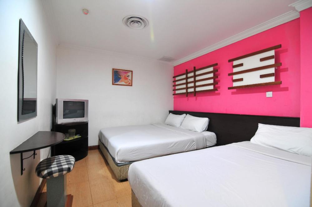 hotel chinatown 2