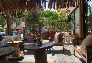 rodos backpackers