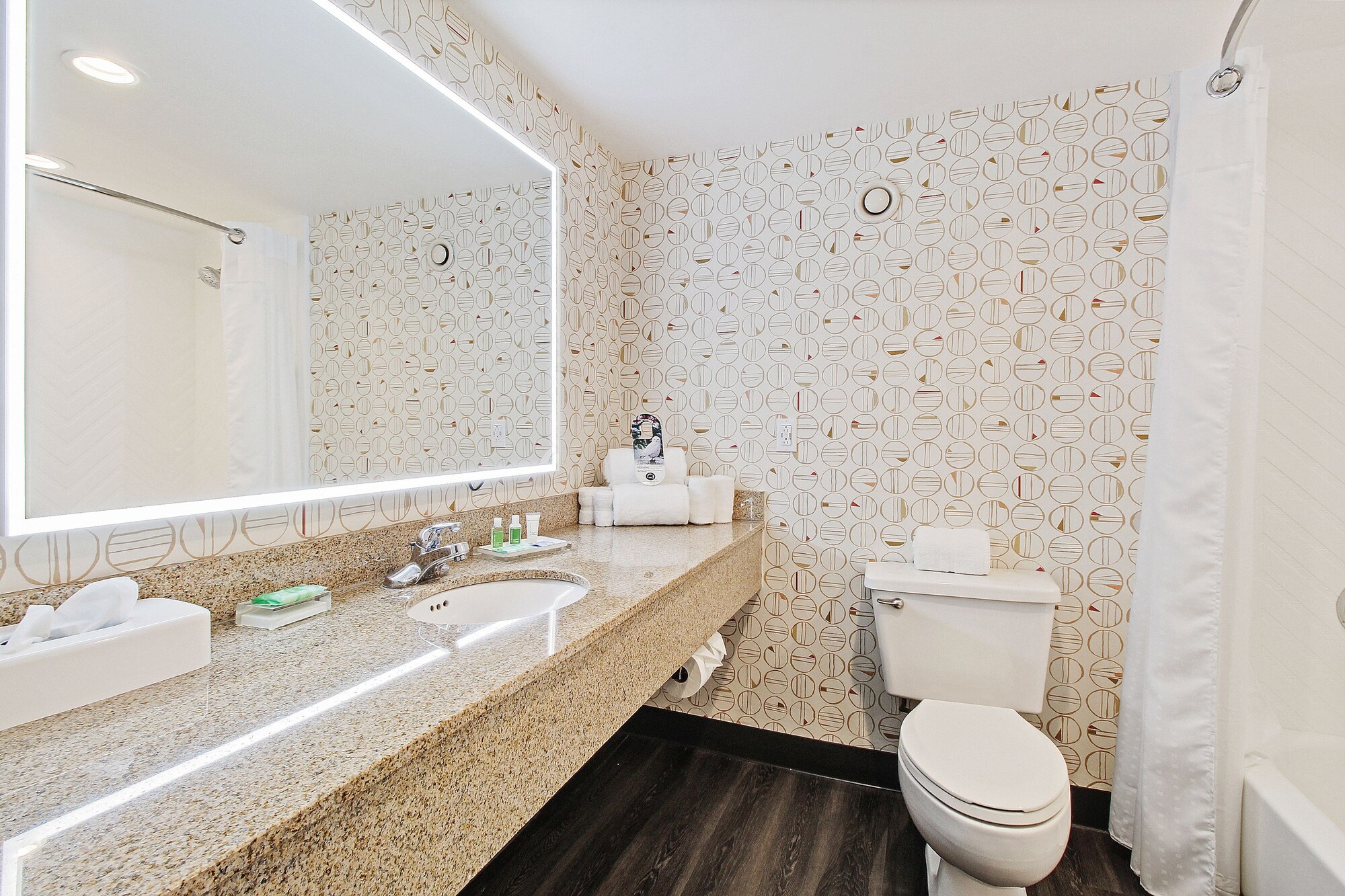holiday inn chicago nw crystal lk conv ctr by ihg
