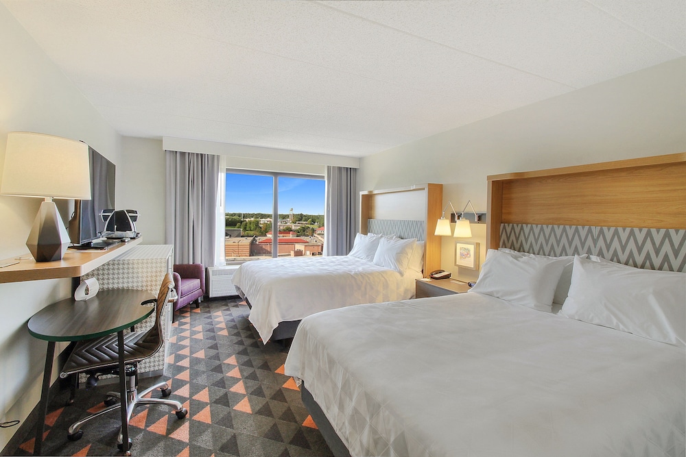 holiday inn chicago nw crystal lk conv ctr by ihg